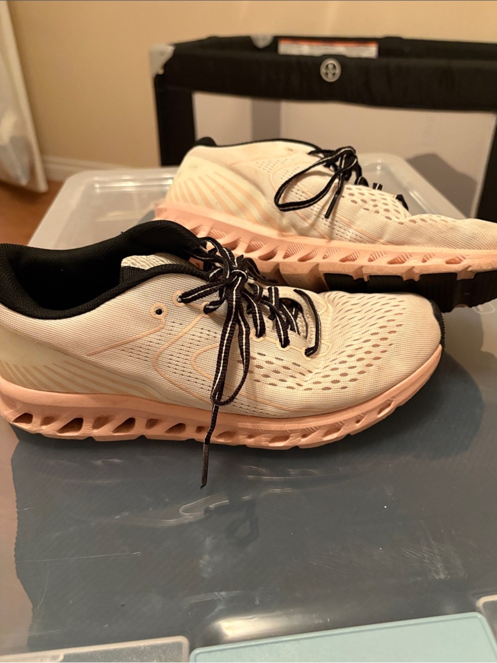 Women's Peach & Cream Athletic Running Shoes